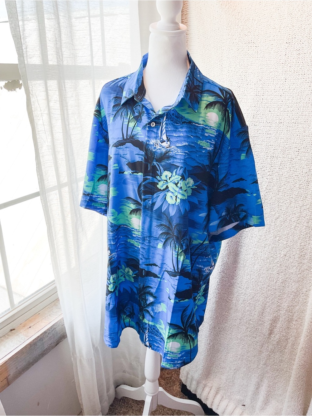 Women's Blue Tropical Button-Down Shirt